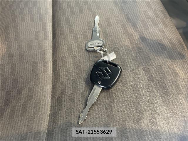 Suzuki EVERY 2022-04 8828964-12