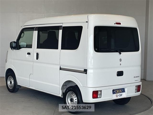 Suzuki EVERY 2022-04 8828964-14