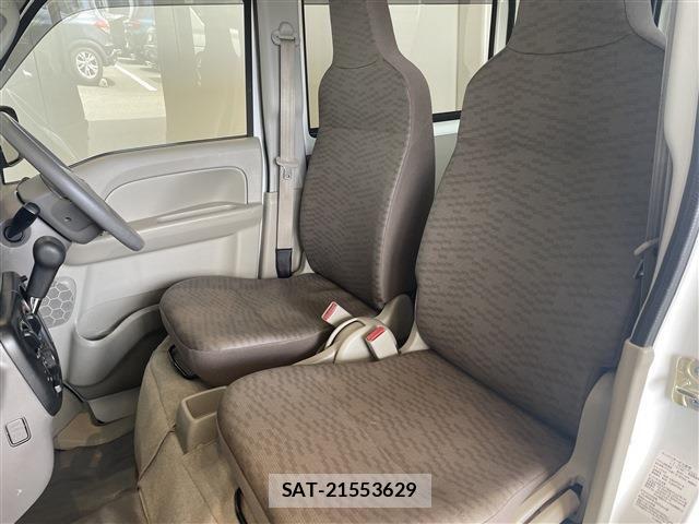 Suzuki EVERY 2022-04 8828964-27