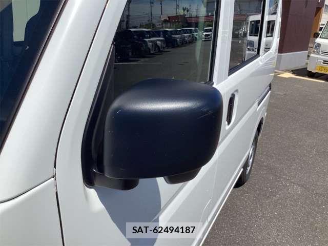 Suzuki EVERY 2025-07 8828960-15