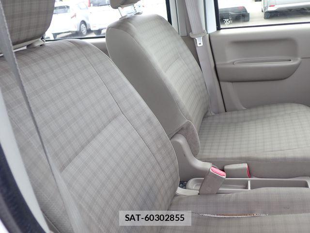 Suzuki EVERY 2014-08 8848923-16