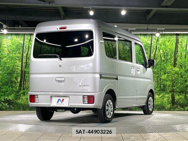 Suzuki EVERY 2024-10 8848916-15