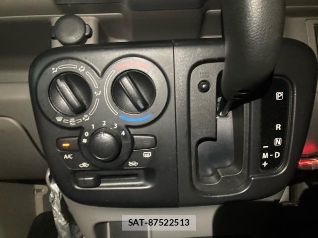 Suzuki EVERY 2018-11 8848921-21