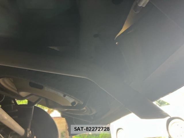 Suzuki EVERY 2012-03 8848928-6