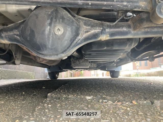 Suzuki EVERY 2010-03 8848925-9