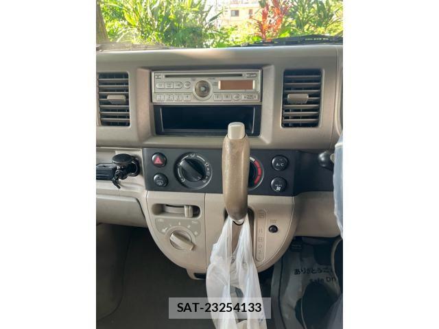 Suzuki EVERY 2010-09 8848927-24