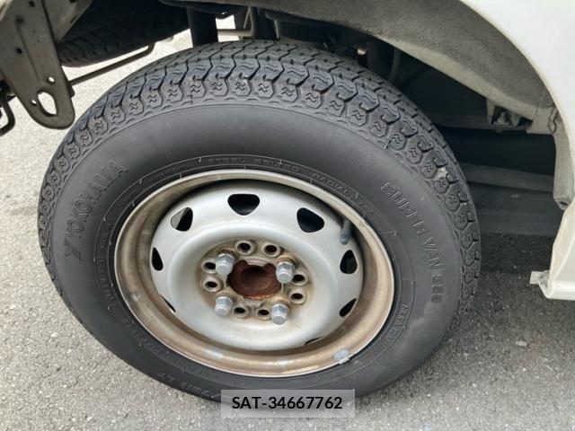 Suzuki EVERY 2015-10 8848922-9