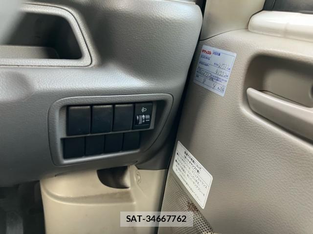 Suzuki EVERY 2015-10 8848922-15