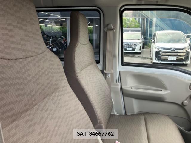 Suzuki EVERY 2015-10 8848922-22