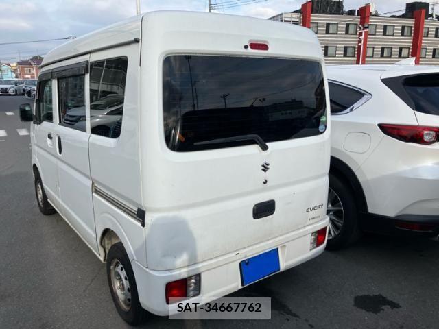 Suzuki EVERY 2015-10 8848922-7