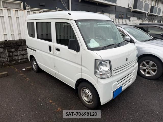 Suzuki EVERY 2018-01 8848919-0