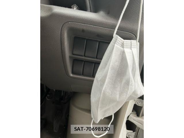 Suzuki EVERY 2018-01 8848919-10