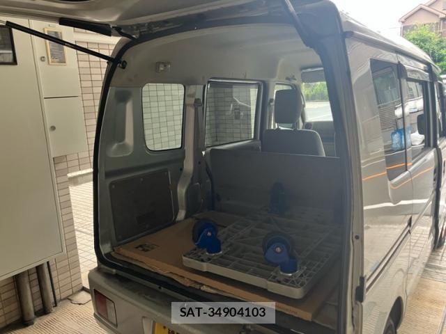 Suzuki EVERY 2014-09 8848924-12