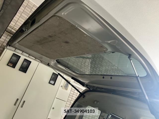 Suzuki EVERY 2014-09 8848924-13