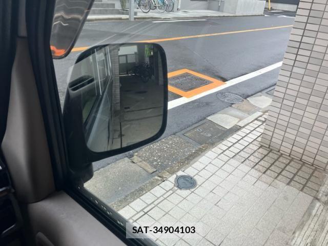 Suzuki EVERY 2014-09 8848924-21