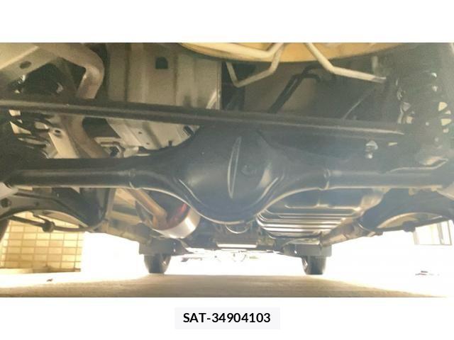 Suzuki EVERY 2014-09 8848924-27