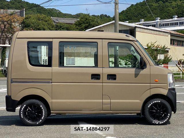 Suzuki EVERY 2010-12 8870955-4