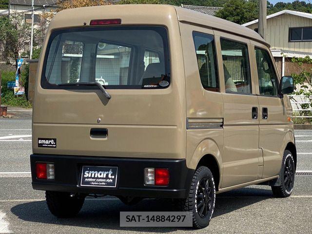 Suzuki EVERY 2010-12 8870955-5