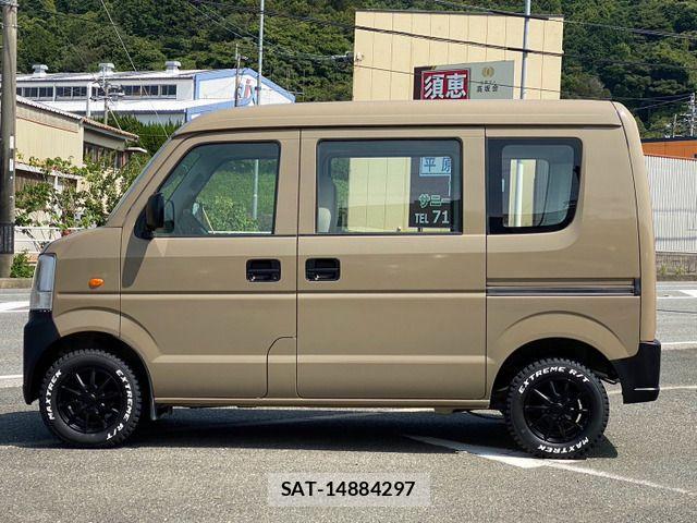 Suzuki EVERY 2010-12 8870955-8