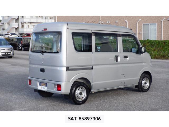 Suzuki EVERY 2021-06 8870956-2