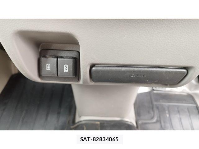 Suzuki EVERY 2023-11 8879674-9