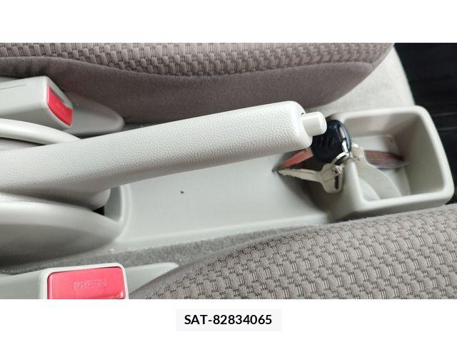 Suzuki EVERY 2023-11 8879674-10