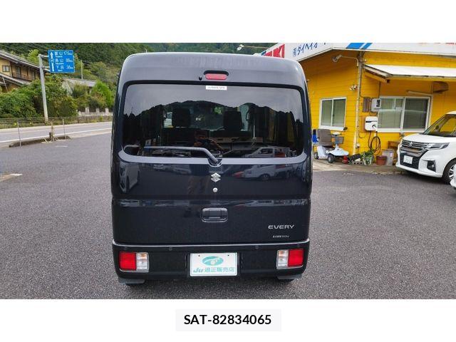 Suzuki EVERY 2023-11 8879674-15