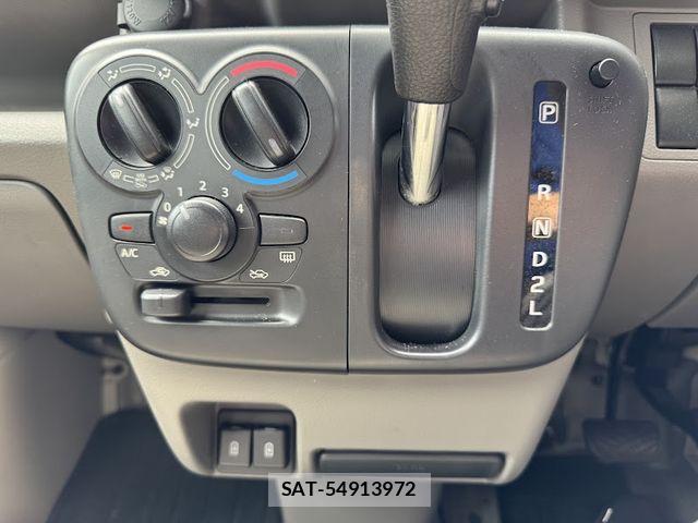 Suzuki EVERY 2021-10 8879670-15