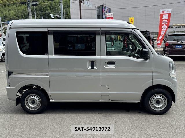 Suzuki EVERY 2021-10 8879670-4