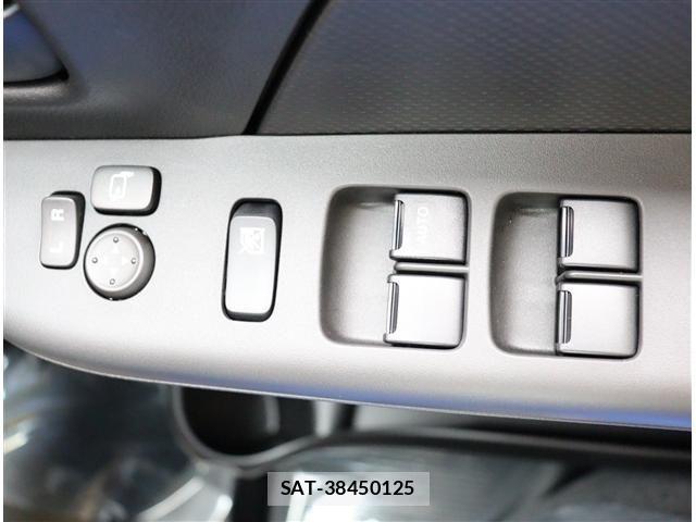 Suzuki EVERY 2026-08 8879669-11