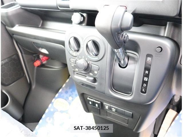 Suzuki EVERY 2026-08 8879669-13