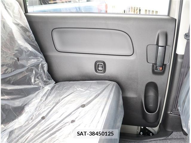 Suzuki EVERY 2026-08 8879669-17