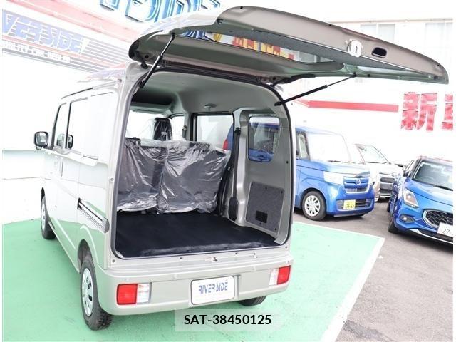 Suzuki EVERY 2026-08 8879669-18