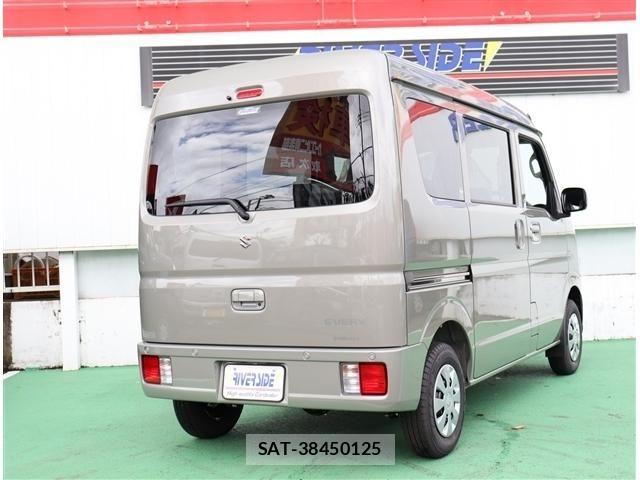 Suzuki EVERY 2026-08 8879669-2