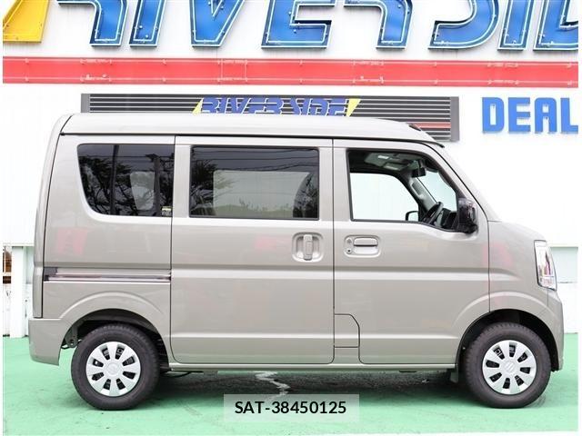 Suzuki EVERY 2026-08 8879669-3