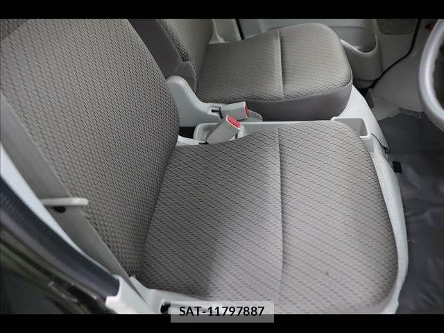 Suzuki EVERY 2019-08 8879671-10