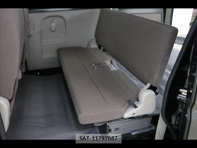 Suzuki EVERY 2019-08 8879671-12
