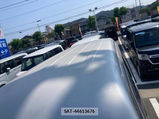 Suzuki EVERY 2004-09 8879679-9