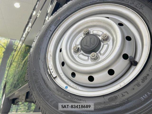 Suzuki EVERY 2014-01 8879675-9