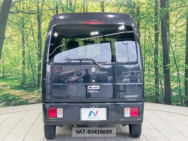 Suzuki EVERY 2014-01 8879675-11