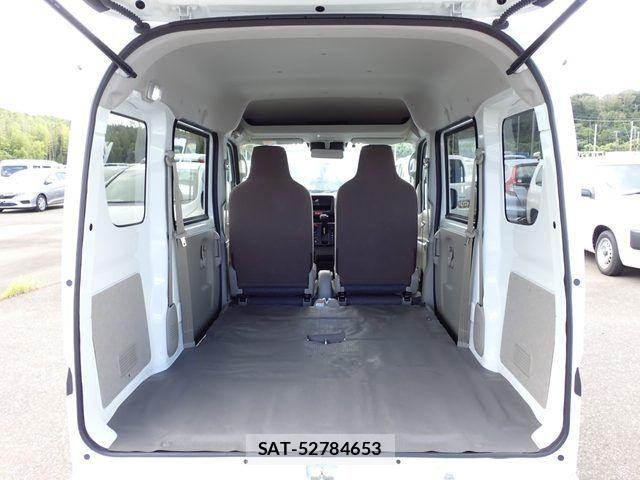 Suzuki EVERY 2022-06 8879672-12