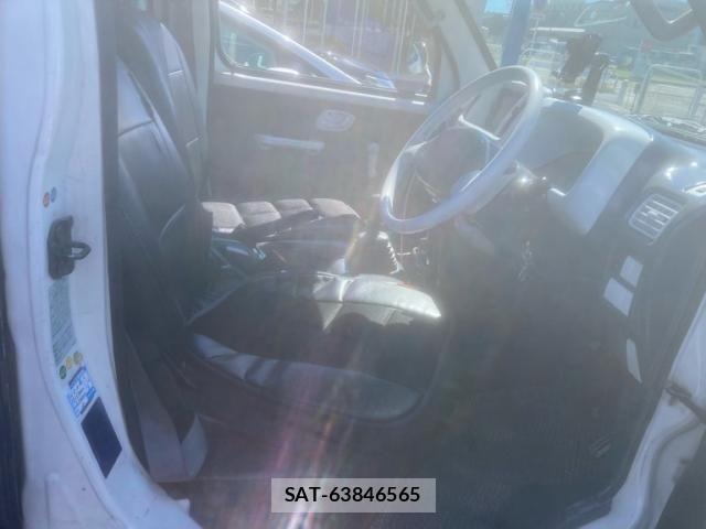 Suzuki EVERY 2003-04 8879678-12