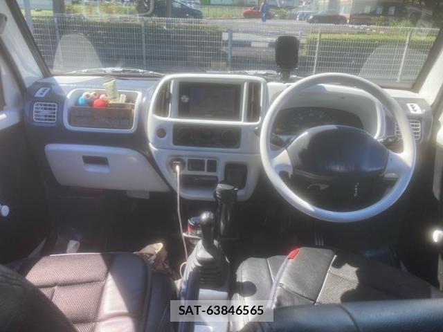 Suzuki EVERY 2003-04 8879678-13