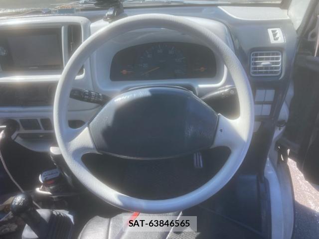Suzuki EVERY 2003-04 8879678-15