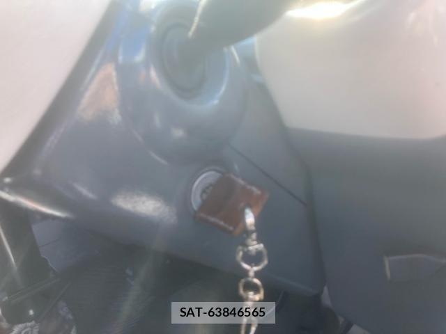 Suzuki EVERY 2003-04 8879678-16