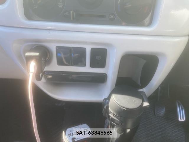 Suzuki EVERY 2003-04 8879678-19