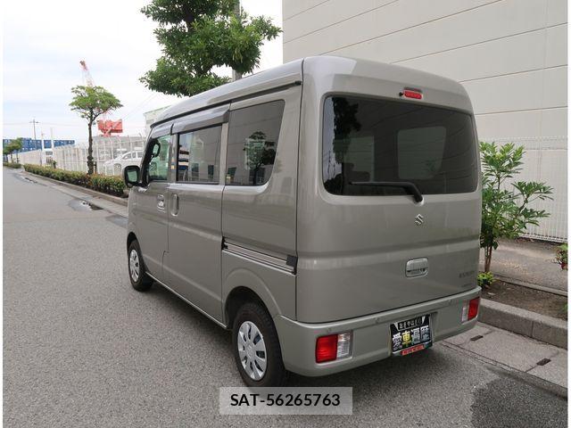 Suzuki EVERY 2025-09 8883599-17