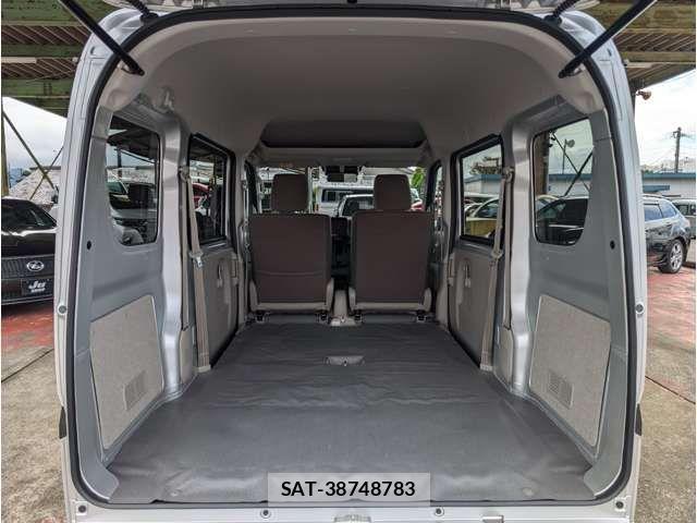 Suzuki EVERY 2023-11 842240-9