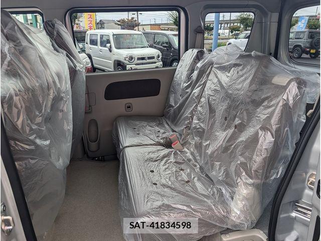 Suzuki EVERY 2024-08 1256724-12