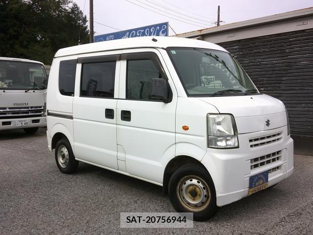 Suzuki EVERY 2012-11 1354084-0